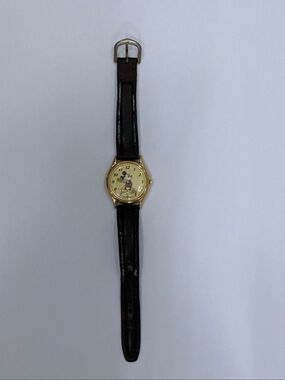 Vintage Disney Mickey Mouse Lotus Quartz Watch